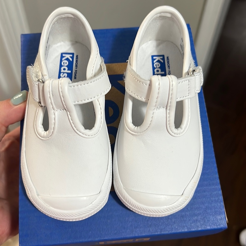 Keds Kids Girls Champion Toe Cap T-Strap Slip On Sneakers - White 5